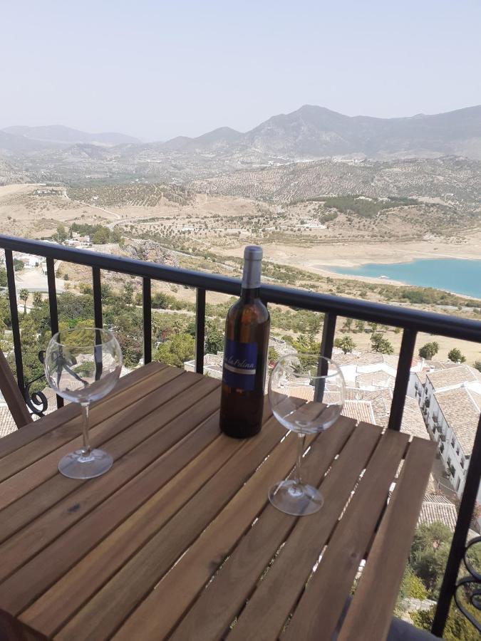 Casa Rural Plaza Zahara Buenas Vistas ซาอารา เด ลาเซียร์รา ภายนอก รูปภาพ